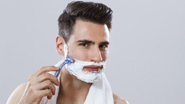 como evitar a irritação pós barba