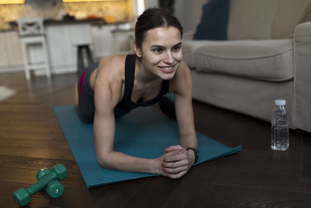 Como começar um treino eficiente para iniciantes em casa